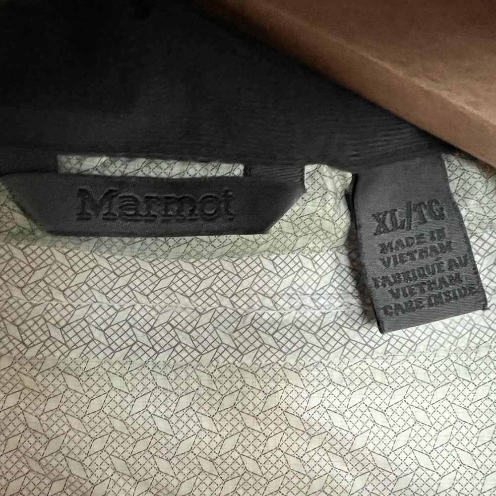 Marmot jacket - Picture 10 of 11